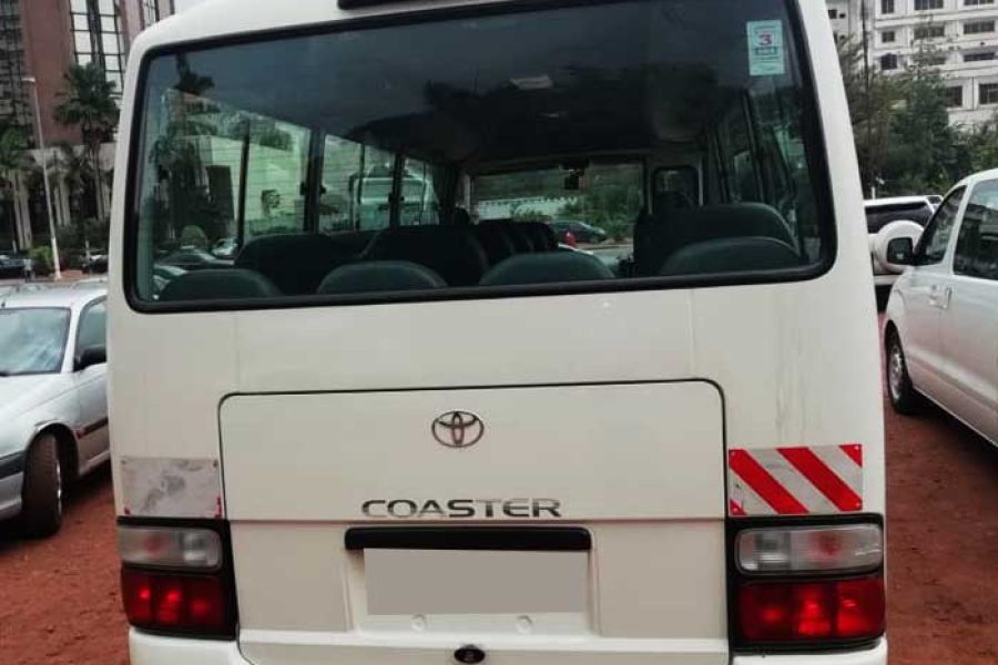 Location bus Toyota Coaster 2022 Douala