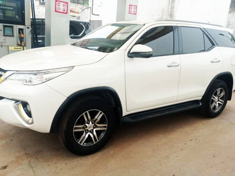 Location Toyota Fortuner 2018 Douala