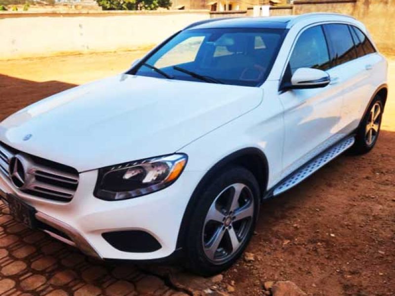 Location Mercedes GLA 2021 Douala