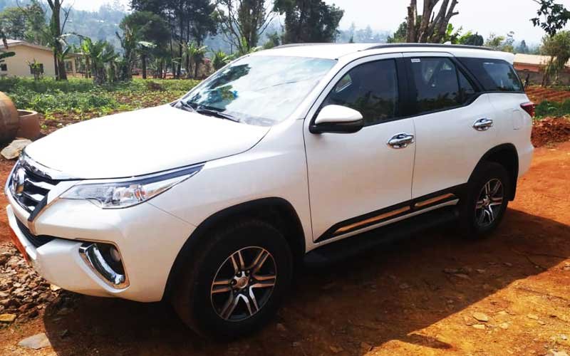 Location Toyota Fortuner Douala