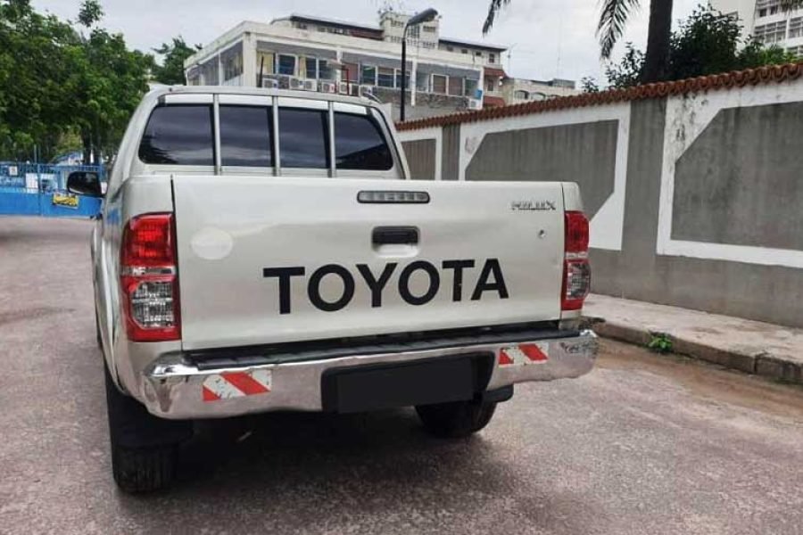 Location voiture Pickup Douala