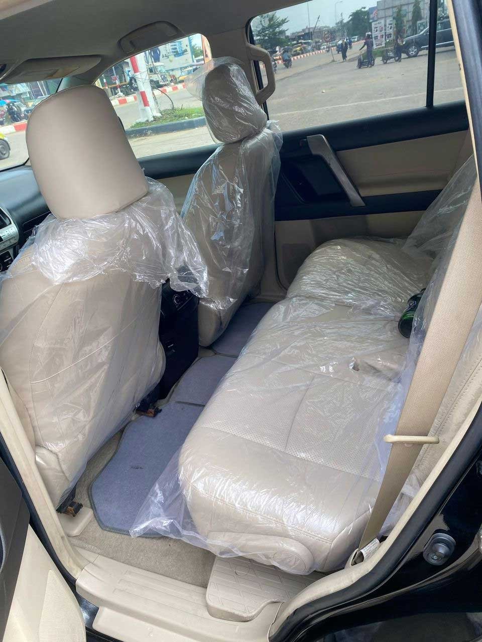 Location Toyota Land Cruiser Prado 2020 Douala