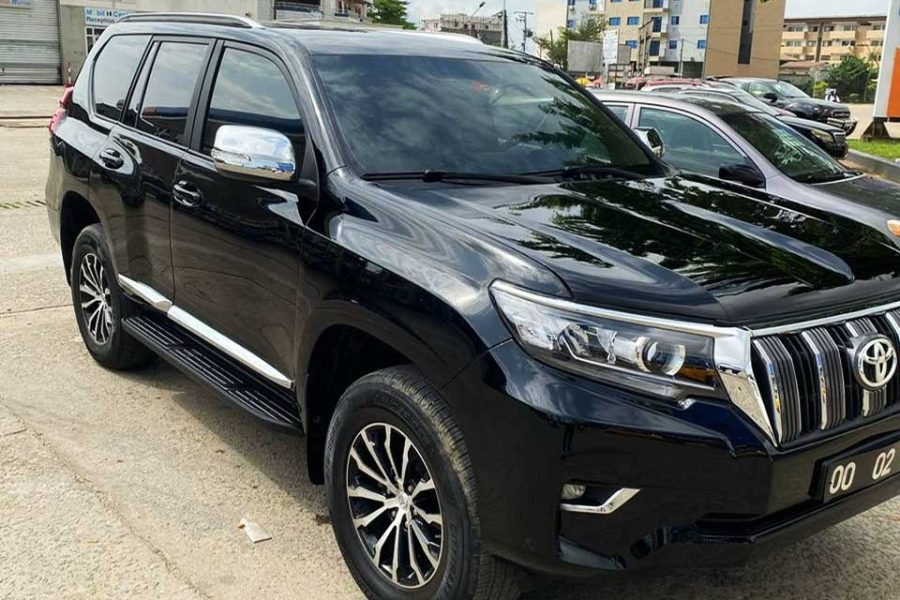 Location Toyota Land Cruiser Prado Douala