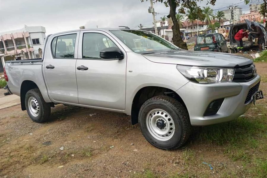 Location voiture Toyota Pickup Douala